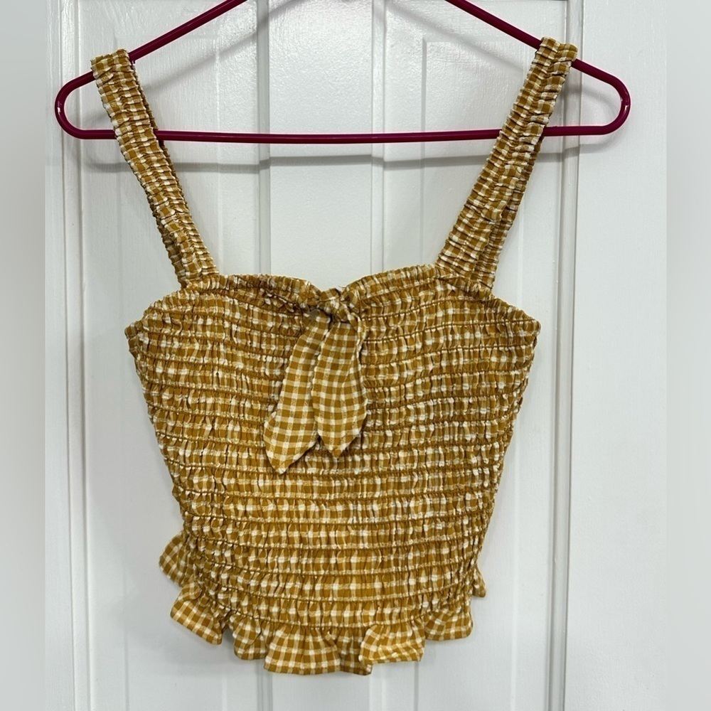 Sienna Sky crop top with rouching Size XS